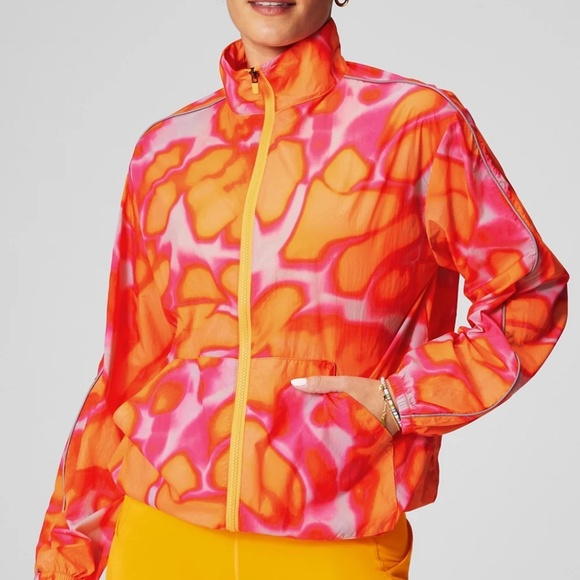 Oversized Flyweight Windbreaker - Picture 1 of 5